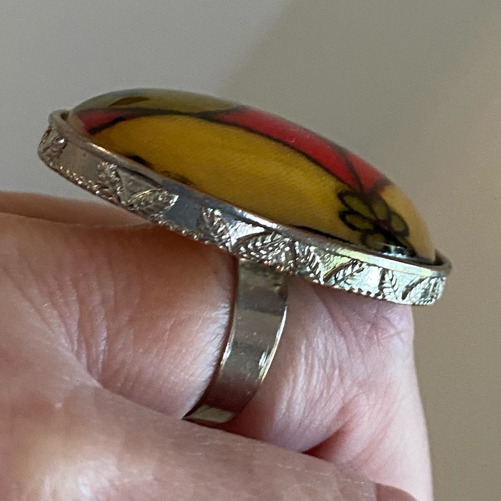 Fun ring! - Picture 4 of 4